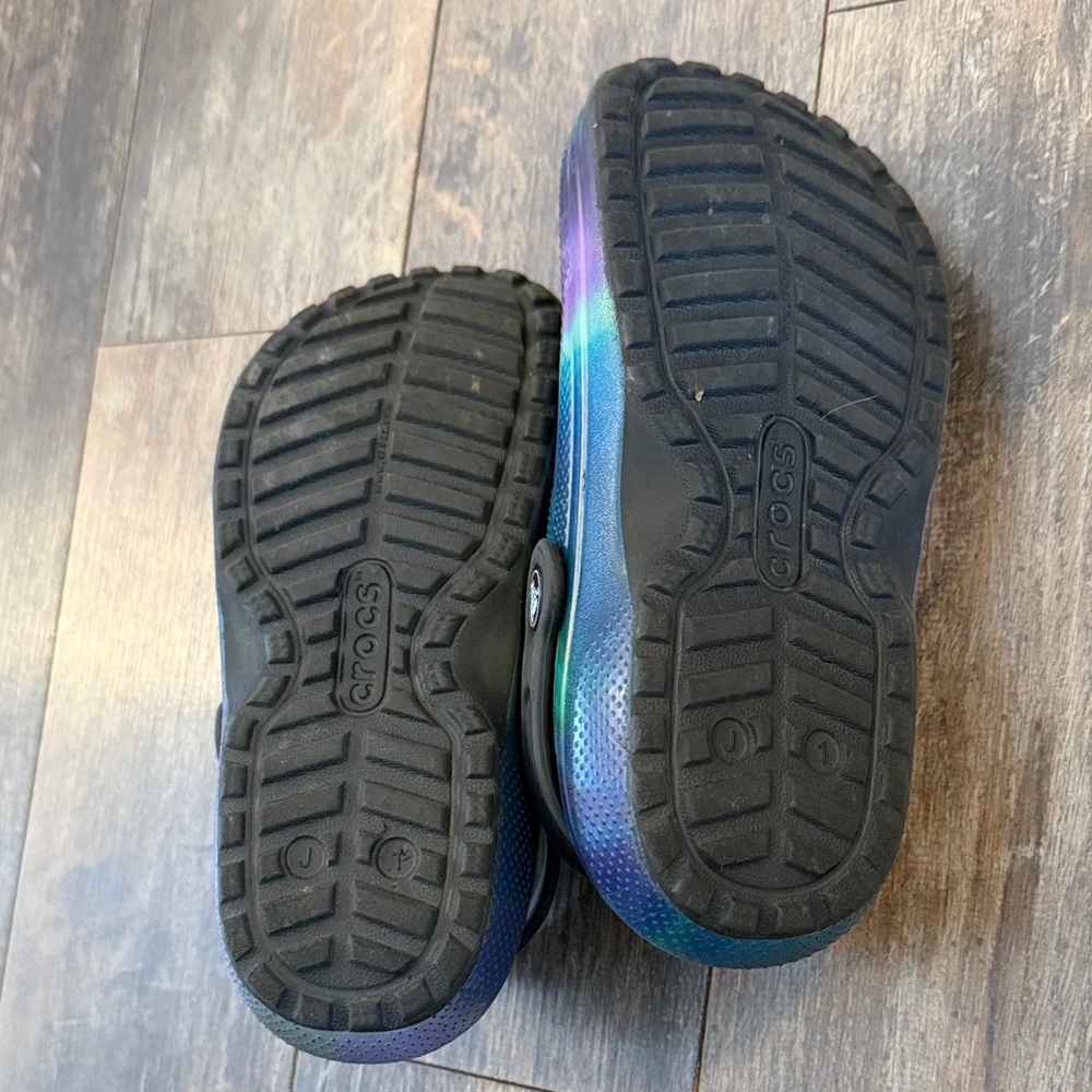 CROCS Kids Slippers in Blue, Purple, and Green - Picture 4 of 7